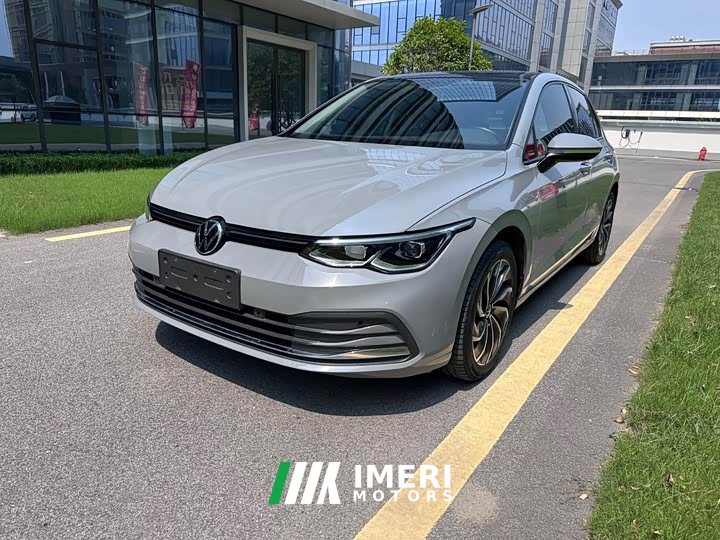 Volkswagen Golf 2021 200TSI DSG Pro - ავტომობილი ჩინეთიდან