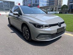Volkswagen Golf 2021 200TSI DSG Pro - ფოტო 3