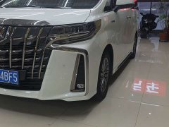 Toyota Alphard Hybrid 2.5L Premium Gold Edition - ფოტო 1