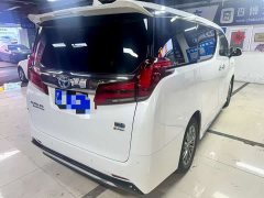 Toyota Alphard Hybrid 2.5L Premium Gold Edition - ფოტო 2