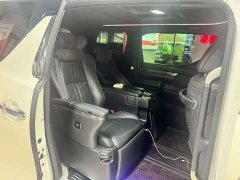 Toyota Alphard Hybrid 2.5L Premium Gold Edition - ფოტო 5