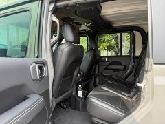 Jeep Gladiator 2022 3.6L Pioneer Edition - ფოტო 8