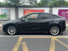 Tesla Model Y 2022 Facelift Rear-Wheel Drive - ფოტო 14