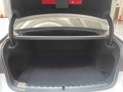 BMW 3 Series 325Li M Sport Package - ფოტო 15