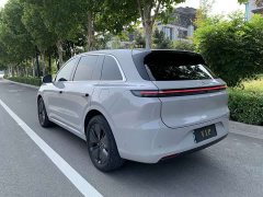 Li Auto L6 Max - ფოტო 10