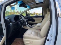Toyota Alphard 2021 Hybrid 2.5L Luxury - ფოტო 7