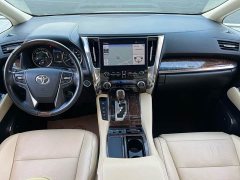 Toyota Alphard 2021 Hybrid 2.5L Luxury - ფოტო 9