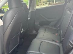 Tesla Model Y Rear-Wheel Drive - ფოტო 6