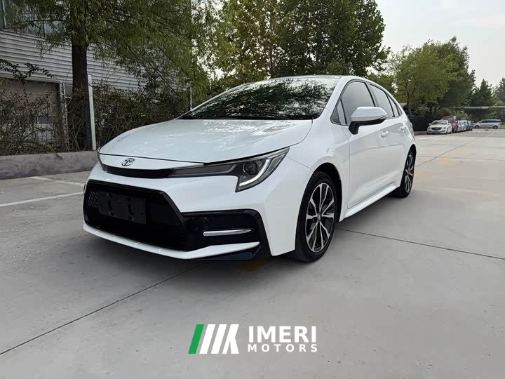 Toyota Corolla 1.8L CVT Sport - ავტომობილი ჩინეთიდან