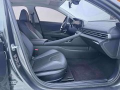 Hyundai Elantra 2023 1.5L CVT Luxury - ფოტო 19
