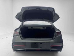 Hyundai Elantra 2023 1.5L CVT Luxury - ფოტო 8
