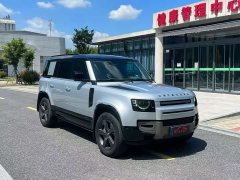 Land Rover Defender 110 P400 Dark Edition - ფოტო 3