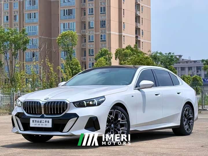 BMW 5 Series 530Li Luxury M Sport Package