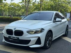 BMW 1 Series 120i M Sport - ფოტო 1
