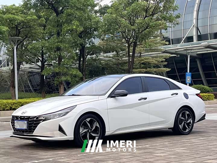 Hyundai Elantra 1.5L CVT Luxury - car from China