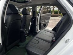 Hyundai Elantra 1.5L CVT Luxury - photo 12
