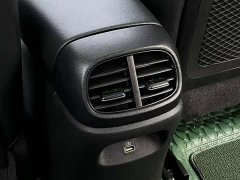 Hyundai Elantra 1.5L CVT Luxury - photo 13