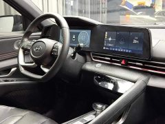 Hyundai Elantra 1.5L CVT 20th Anniversary Edition - ფოტო 10