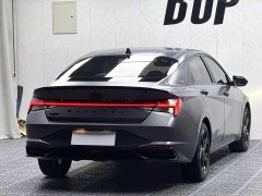 Hyundai Elantra 1.5L CVT 20th Anniversary Edition - ფოტო 14