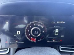 Hyundai Elantra 1.5L CVT Luxury - ფოტო 11