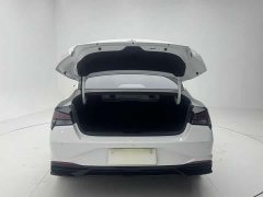 Hyundai Elantra 1.5L CVT Luxury - ფოტო 8