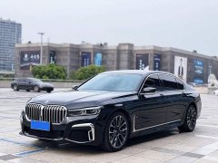 BMW 7 Series 740Li Premier M Sport Package - ფოტო 1