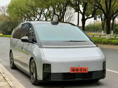 Li Auto Li Xiang MEGA Ultra - ფოტო 5