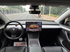 Tesla Model Y Rear-Wheel Drive - ფოტო 9