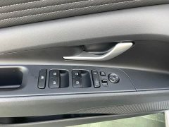 Hyundai Elantra 2022 1.5L CVT Luxury - ფოტო 13