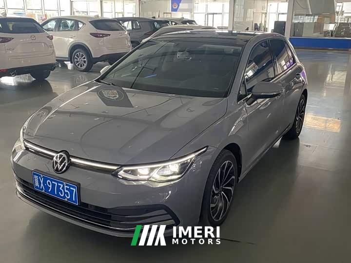 Volkswagen Golf Facelift 200TSI DSG