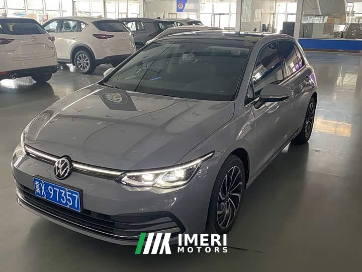 Volkswagen Golf Facelift 200TSI DSG - ავტომობილი ჩინეთიდან
