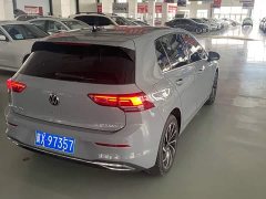 Volkswagen Golf Facelift 200TSI DSG - ფოტო 2