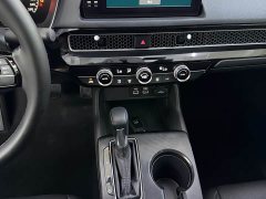 Honda Civic 2022 180TURBO CVT Premium Edition - ფოტო 14