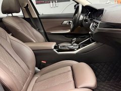 BMW 3 Series 320Li M Sport Package - ფოტო 13