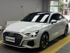 Audi A3 A3L Limousine 35 TFSI Fashion Sport - ფოტო 1