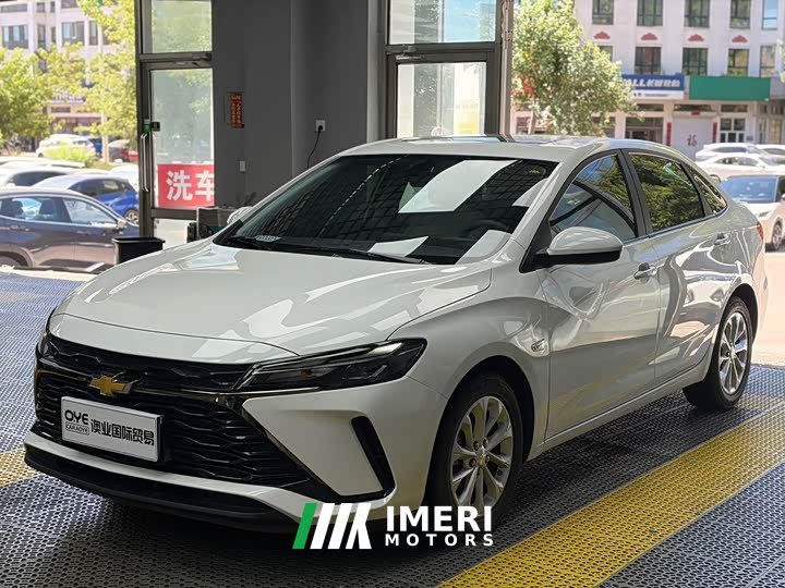 Chevrolet Cruze 1.5L Dual-Clutch WOW Value Edition