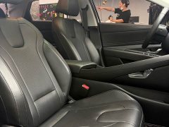 Hyundai Elantra 2021 1.5L CVT Luxury - ფოტო 11