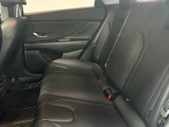 Hyundai Elantra 2021 1.5L CVT Luxury - ფოტო 15
