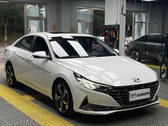 Hyundai Elantra 2021 1.5L CVT Luxury - ფოტო 3