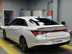 Hyundai Elantra 2021 1.5L CVT Luxury - ფოტო 4