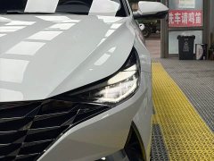 Hyundai Elantra 2021 1.5L CVT Luxury - ფოტო 8