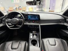 Hyundai Elantra 2021 1.5L CVT Luxury - ფოტო 9