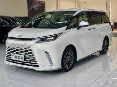Lexus LM 2023 500h Six-Seat Premium Edition - ფოტო 1