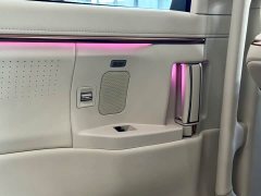Lexus LM 2023 500h Six-Seat Premium Edition - ფოტო 10