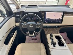 Lexus LM 2023 500h Six-Seat Premium Edition - ფოტო 11