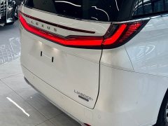 Lexus LM 2023 500h Six-Seat Premium Edition - ფოტო 15