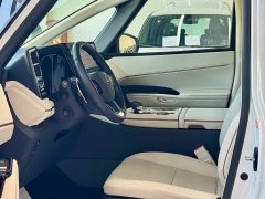 Lexus LM 2023 500h Six-Seat Premium Edition - ფოტო 4