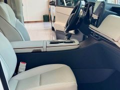 Lexus LM 2023 500h Six-Seat Premium Edition - ფოტო 7