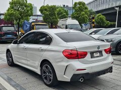 BMW 1 Series 120i M Sport - ფოტო 11