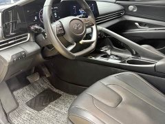 Hyundai Elantra 1.5L CVT Luxury - ფოტო 17